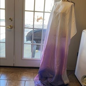 Hombre Shower Curtain White to dark purple